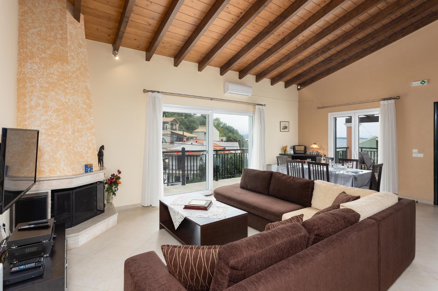 Villa Konstantinos Katávolos Exterior foto